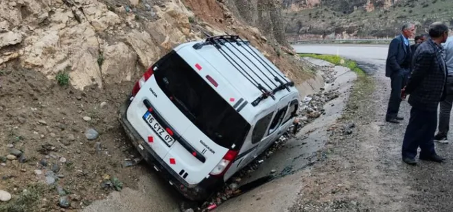 Siirt'te otomobil takla attı: 4 yaralı
