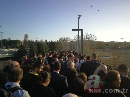 Metrobüs çilesi devam ediyor! Altunizade...