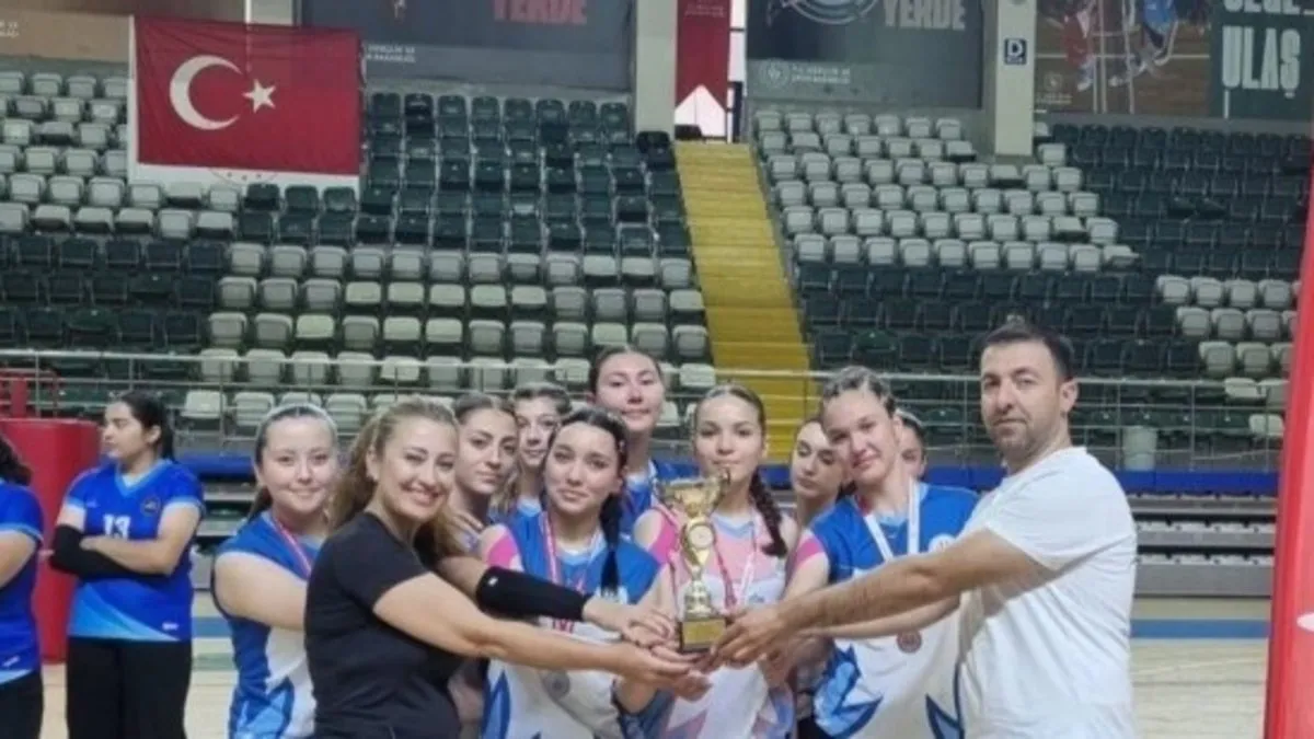 Muğla'da voleybol il birincisi belli oldu