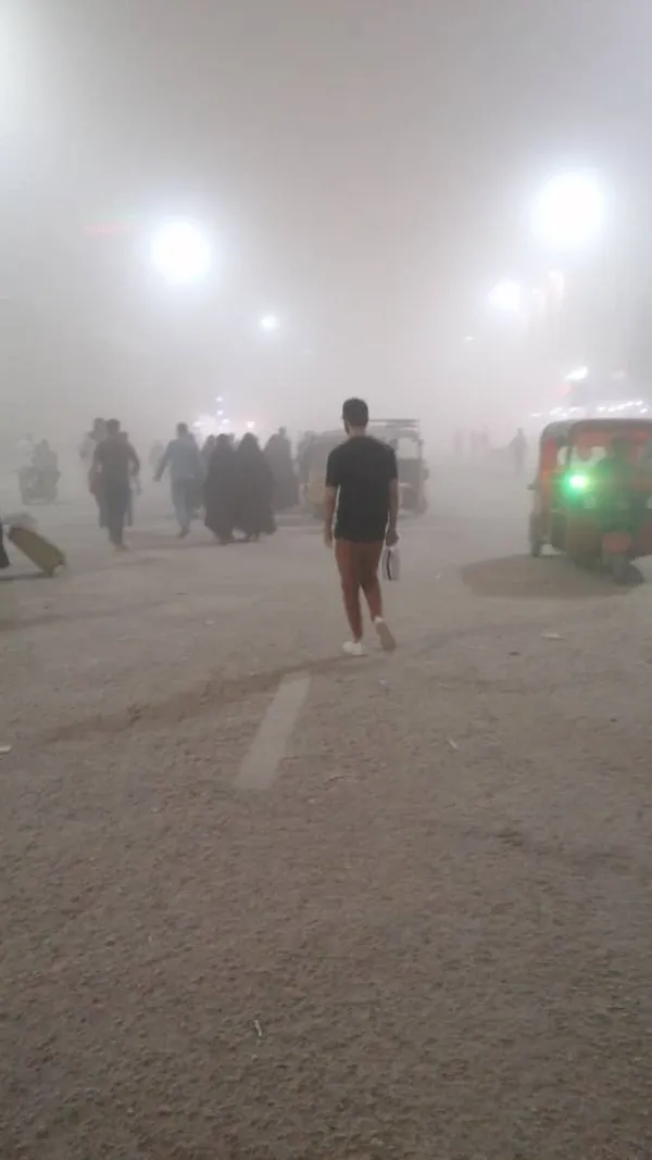 1651749627581.jpg Irak'ta kum fırtınası! Yüzlerce kişi hastaneye kaldırıldı - 1