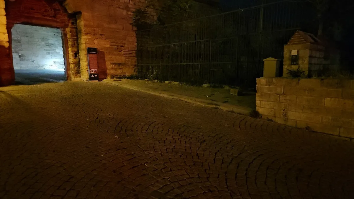 İstanbul'da 2 ilçede korkunç manzara! Başakşehir ve Fatih'te erkek cesetleri bulundu