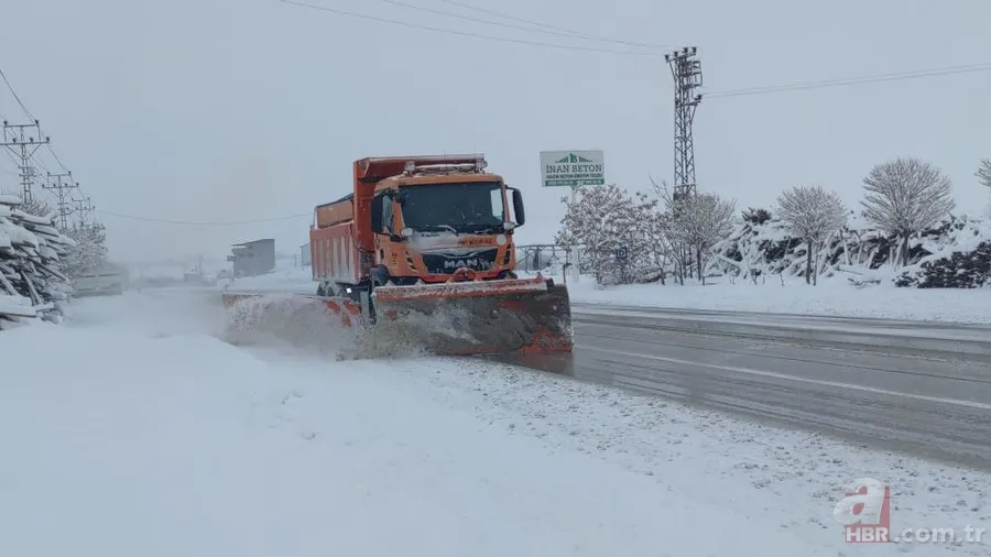 Yurt genelinde kar alarmı! A Haber ekipleri sahada 1
