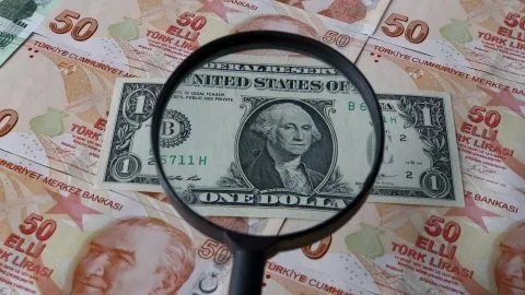 Son dakika: Piyasada Türk lirası rüzgarı! Dolar kuru 1 ayın en düşük seviyesini gördü