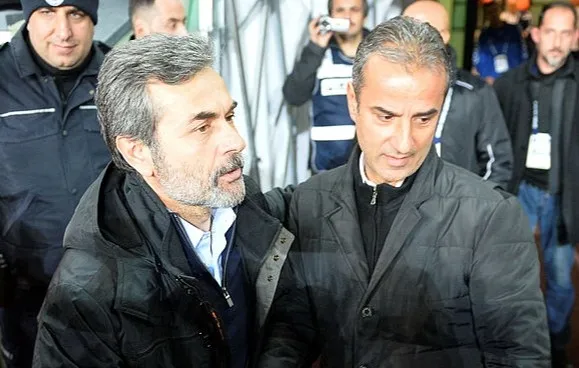 ismail-kartal-ve-aykut-kocamandan-son-dakika-fenerbahce-aciklamasi-1687013711714.jpg İsmail Kartal ve Aykut Kocaman'dan son dakika Fenerbahçe açıklaması - 4