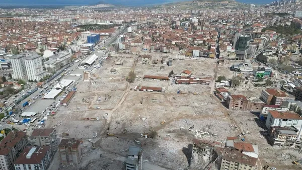 Depremden etkilenen 5 ilde mücbir sebep hali uzatıldı! Hazine ve Maliye Bakanlığı duyurdu - 1