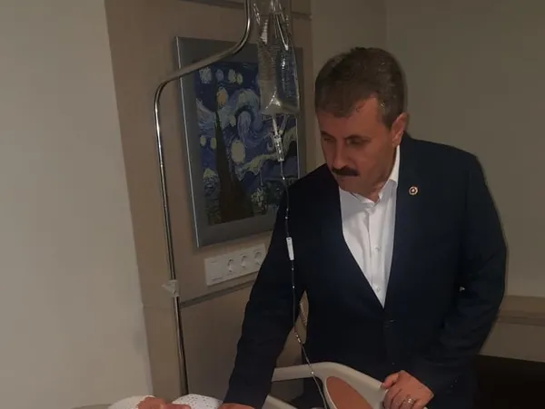 Mustafa Destici'nin ağabeyi trafik kazası geçirdi - 1