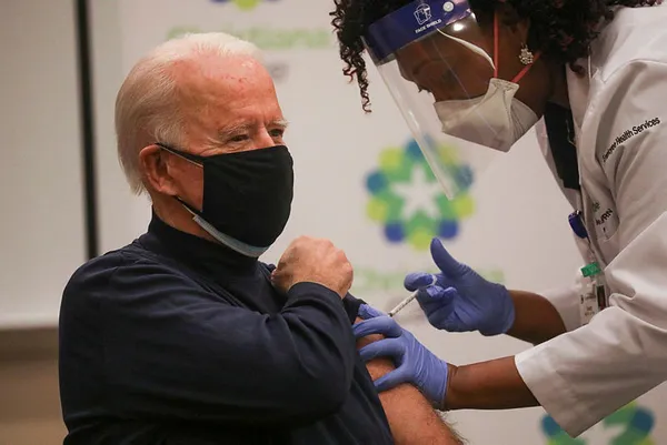 Son dakika: Joe Biden Covid-19 aşısı oldu - 6