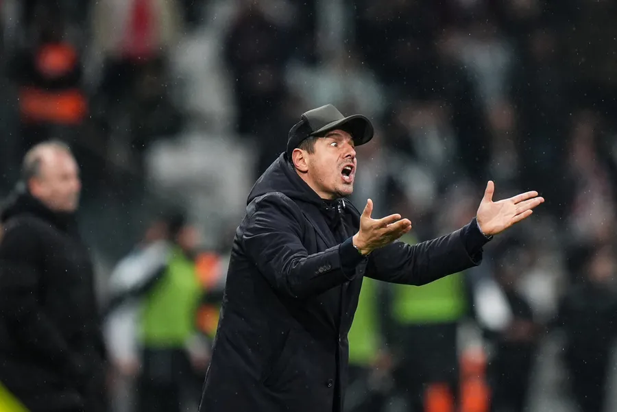 emre-belozoglundan-besiktas-maglubiyet-yorumu-hatalar-pahaliya-patladi-1773950709492.jpg Emre Belözoğlu'ndan Beşiktaş mağlubiyet yorumu: "Hatalar pahalıya patladı" - 2