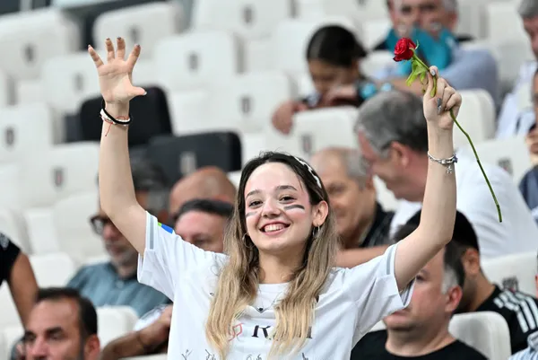 Beşiktaş Neftçi’yi mağlup ederek play-off’lara kaldı!