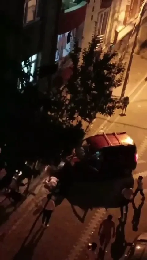 istanbulda-acemi-surucu-dehseti-carptigi-kadinin-bacagi-koptu-1660813369800.jpg İstanbul’da acemi sürücü dehşeti! Çarptığı kadının bacağı koptu - 2