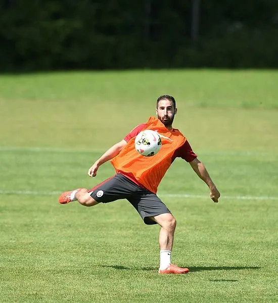 GALATASARAY'DA TARİHİ DEĞİŞİM!