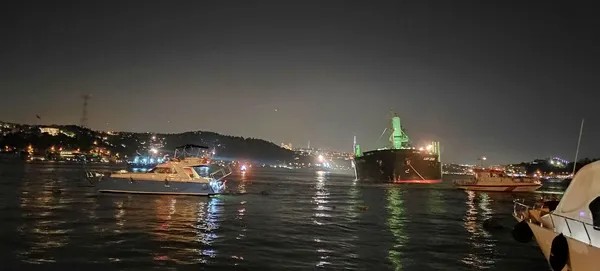 son-dakika-ukraynadan-kalkan-gemi-istanbul-bogazinda-karaya-oturdu-1662067113645.jpg Son dakika: Ukrayna'dan kalkan gemi İstanbul Boğazı'nda karaya oturdu - 5