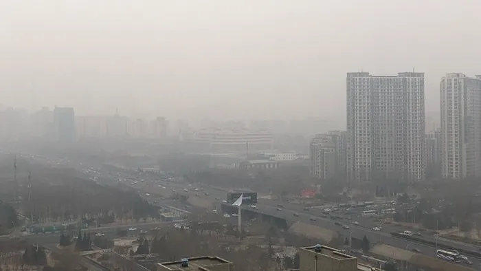 Çin’de kirli hava için turuncu alarm verildi - 1