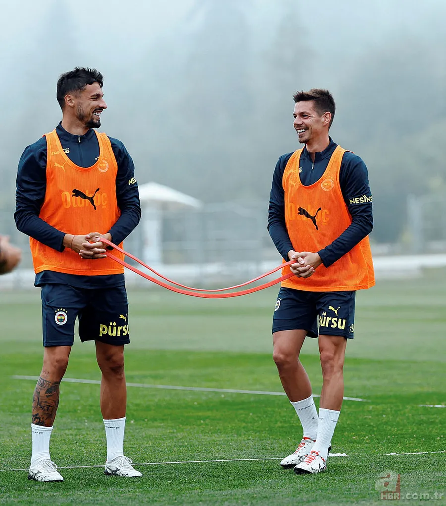 Fenerbahçe'den tarihe geçecek teklif! Mourinho istedi Samardzic için kesenin ağzı açıldı 6