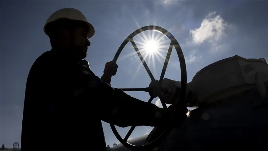 1792417597712.jpg Benzine indirim! 20 Ekim'de pompaya yansıması bekleniyor: İşte güncel akaryakıt fiyatları - 5