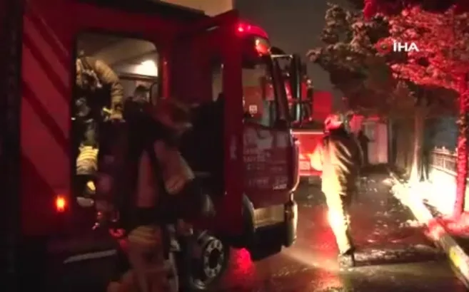 Akaryakıt istasyonunda yangın paniği