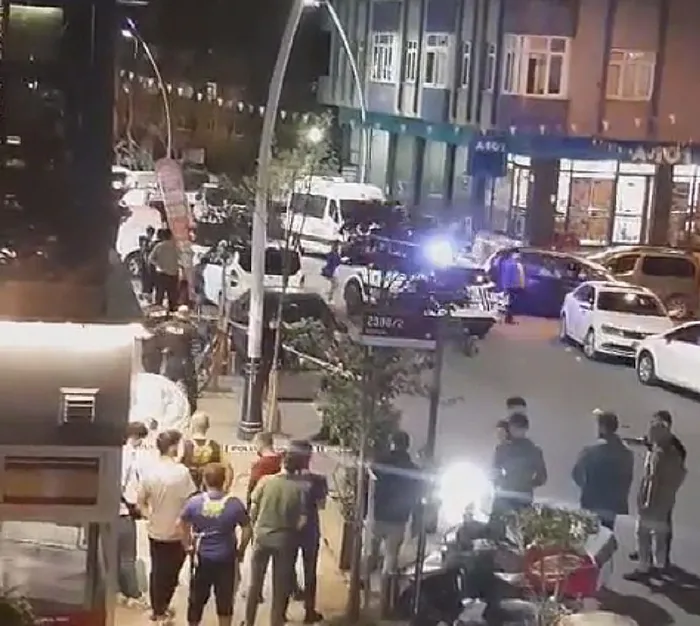 Sultangazi'da akılalmaz olay! Geciken sipariş cinnet getirdi - 4