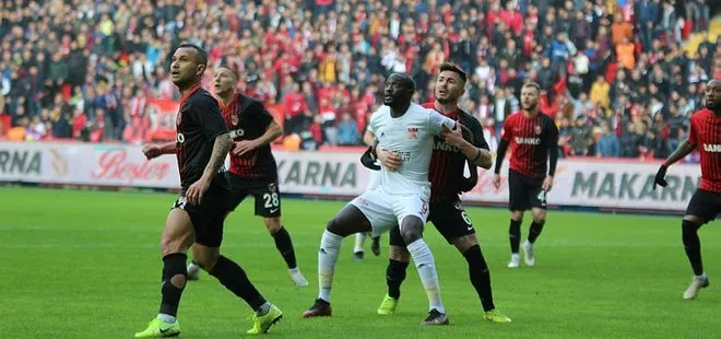 Gaziantepspor evinde lider Sivasspor’u 5-1 yendi