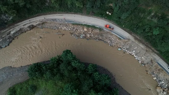 Son dakika: Giresun’da sel felaketi! Bölgeye giden 3 bakan incelemelerde bulundu