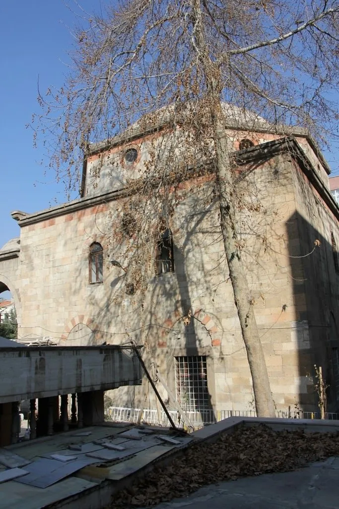 Selçuklu ve Osmanlı eserleri restore ediliyor
