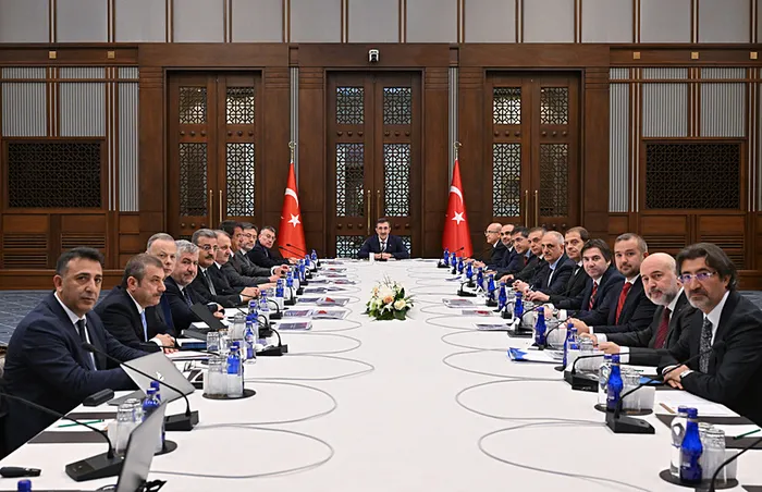 Kritik ekonomi toplantısı sona erdi! Net enflasyon mesajı: Hızla gerileyecek