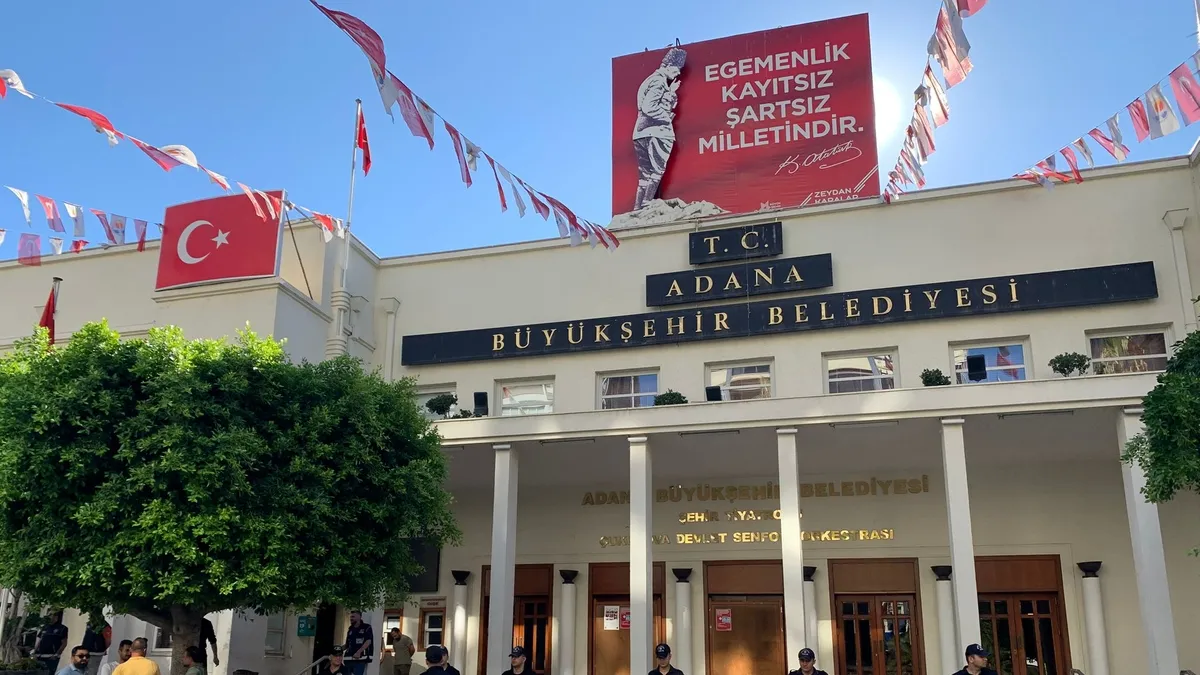 CHP’li 3 başkan gözaltında! Belediyelerde paralel yapı nasıl kuruldu?