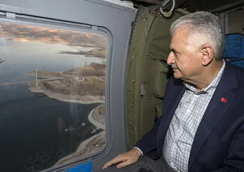 Başbakan Yıldırım, Ağın Köprüsü'nü havadan inceledi