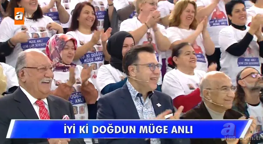 Müge Anlı kaç yaşında? Müge Anlı'ya canlı yayında doğum günü sürprizi 2