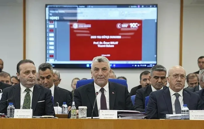 Bakan Bolat’tan muhalefete İsrail ile ticaret iddiası yanıtı: İkiyüzlülük yapmayın! En çok dostluk kuran sizsiniz