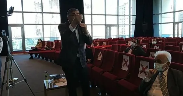 CHP’li Ataşehir Belediyesi Başkan Yardımcısı Abdullah Der’den meclis toplantısında küfür skandalı!