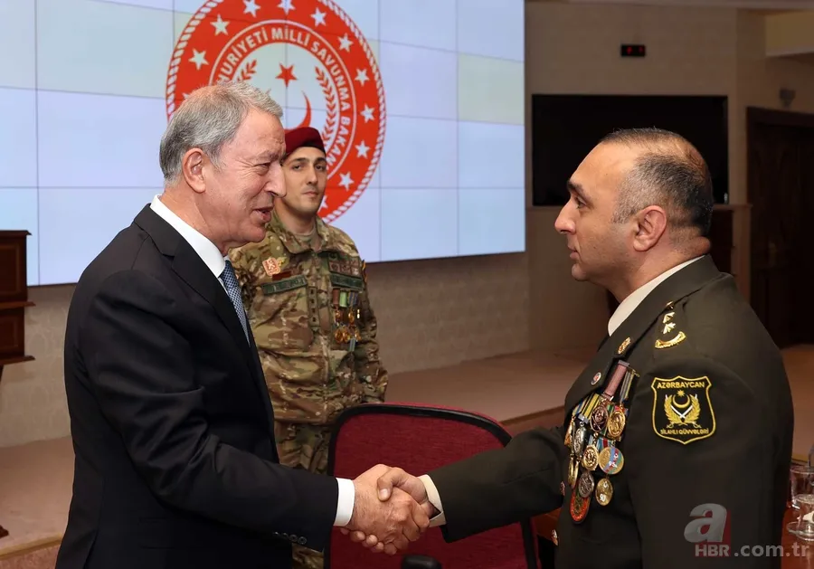 Bakan Hulusi Akar'dan Azerbaycan açıklaması: İki devlet tek milleti! Biz buna tüm kalbimizle inanıyoruz 10