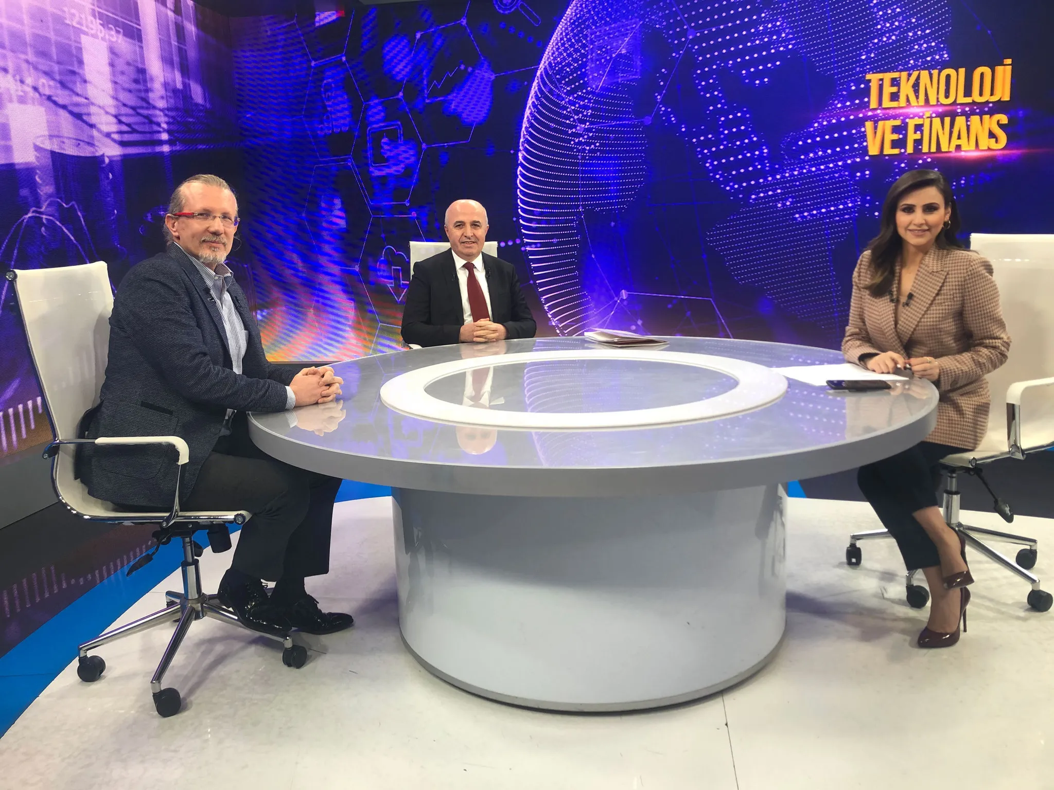 Müşteri dijitalleşiyor bankalar da oraya gidiyor