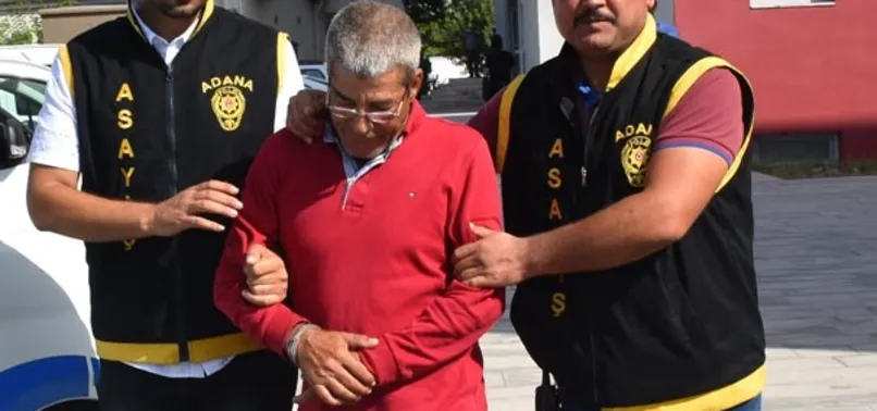 Titrek Ayhan'ı "tik"i ele verdi