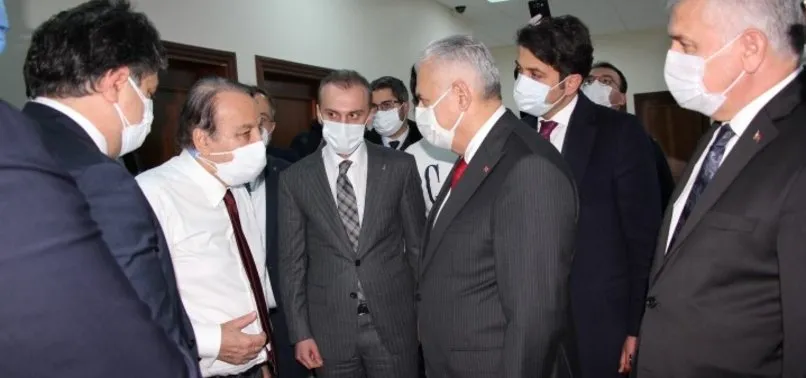 Binali Yıldırım'dan Türkiye'nin yerli koronavirüs aşısının üretildiği tesise ziyaret