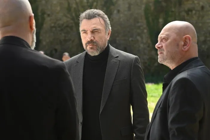 Ben Bu Cihana Sığmazam kadrosuna Murat Han dahil oldu!