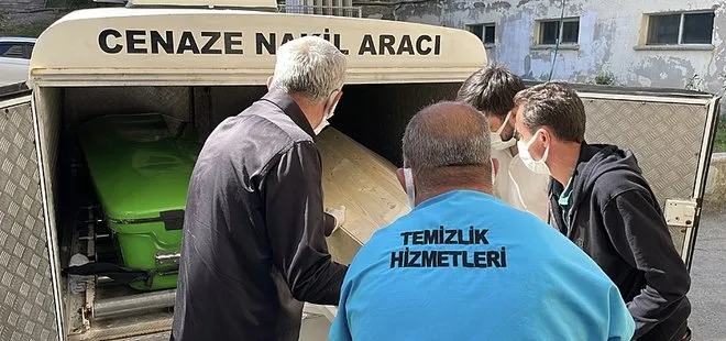 Sivas'ta kenenin yapıştığı genç hayatını kaybetti