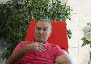 Deniz Baykal, seyyar sandıkta oy kullanacak (Deniz Baykal kimdir?)