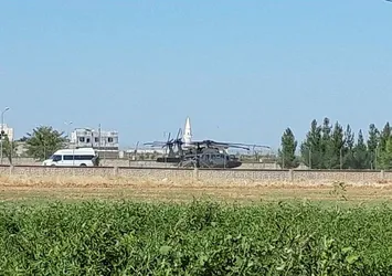ABD'ye ait 2 helikopter Akçakale'ye indi