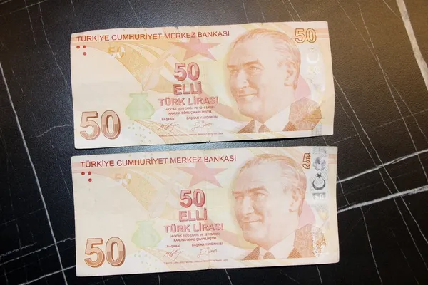 rizede-bir-vatandas-50-lira-icin-en-az-75-bin-tl-istiyor-1649841359960.jpg Rize’de bir vatandaş hatalı 50 lira için en az 75 bin TL istiyor - 2