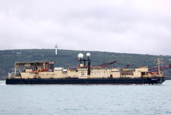 Son dakika: Karadeniz'e doğal gaz borularını yerleştirecek Castoro 10 adlı gemi Filyos Limanı'nda - 2