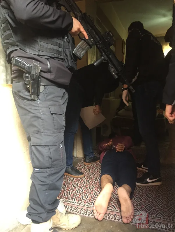 Adana’da zehir tacirlerine gündüz vakti film sahnelerini aratmayan operasyon! 11 zanlı yakalandı 2