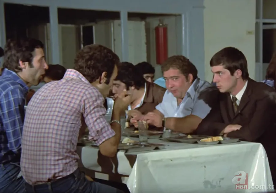 Şarkıcı Yeliz yaşadığı zor günleri anlattı 17