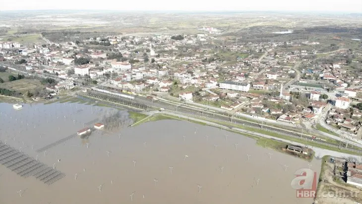 Ergene Nehri’nin debisi 20 kat arttı: Turuncu alarm verildi! Tarım alanları sular altında kaldı