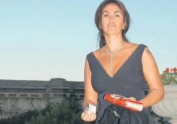 Ünlü iş kadını Dina Topbaş Mütevelli'ye 6 milyon dolarlık şok! Hesapları inceleyince anlaşıldı