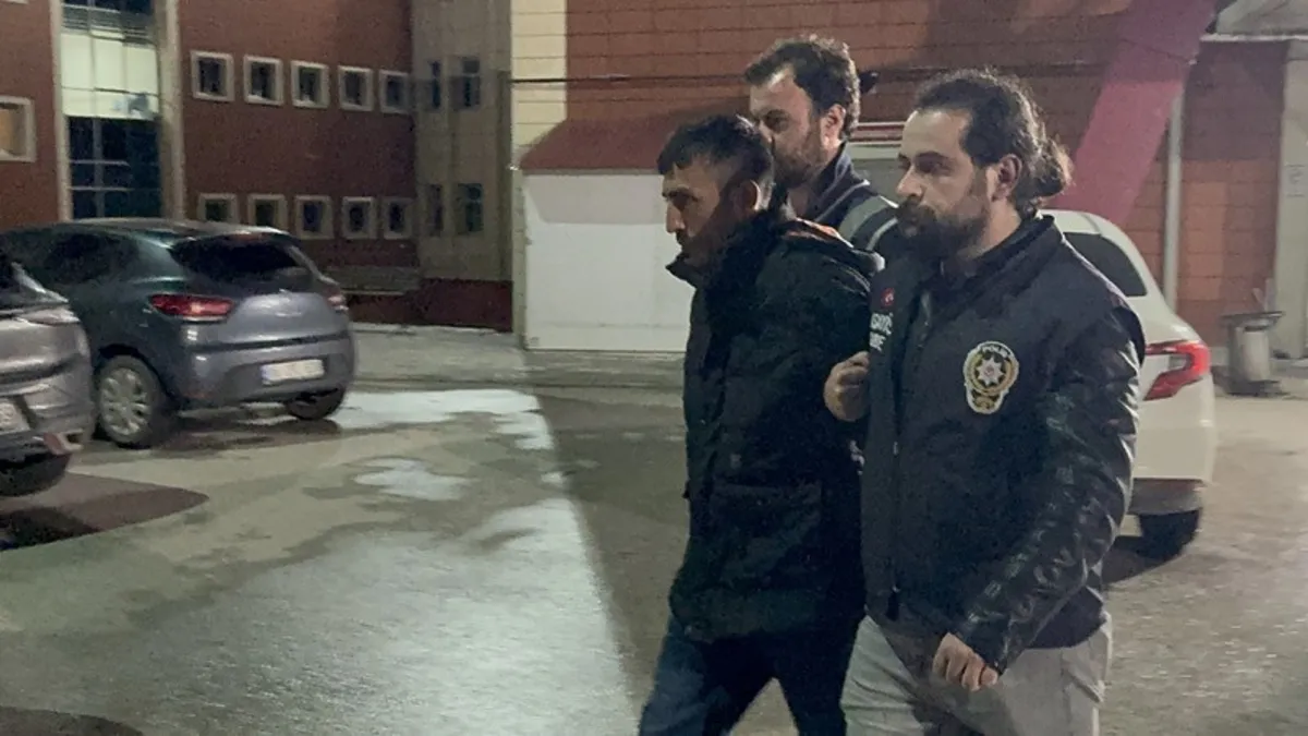 Sivas'ta iki kardeşin boğazını keserek öldürmüştü! Caniden şaşırtan talep