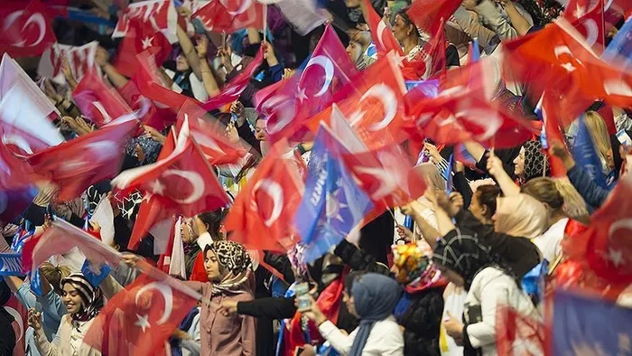 baskan-erdogandan-buyuk-kongre-mesaji-allahin-izniyle-yarim-kalan-hicbir-hikaye-olmayacak-1740137469744.jpeg AK Parti 4. Olağan Büyük Kongresi (AA)