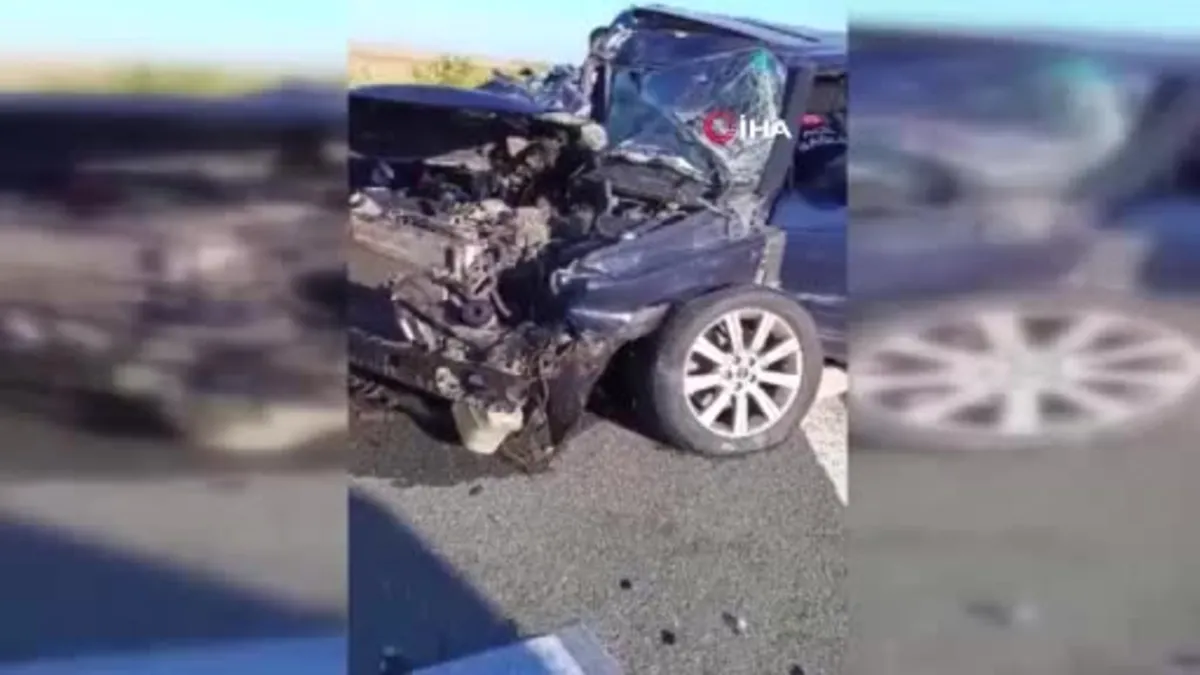 Aksaray'da cip ile kamyonet çarpıştı