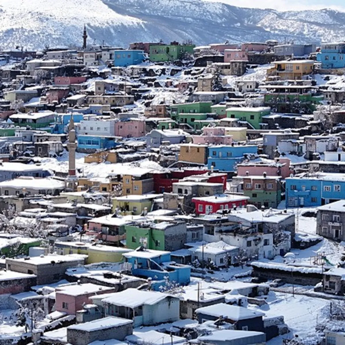 Kayseri'nin beyaza bürünen 