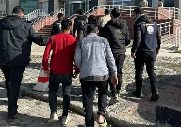 Kars'ta 6 düzensiz göçmen yakalandı