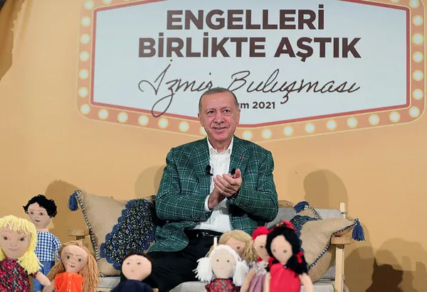 son-dakika-baskan-erdogan-izmirde-engelleri-birlikte-astik-programinda-1638123258387.jpg